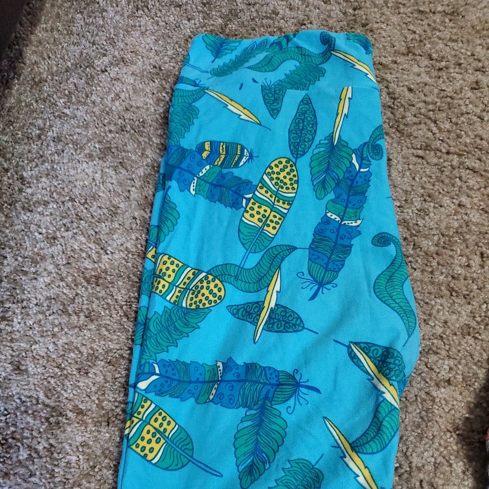 Feather leggings